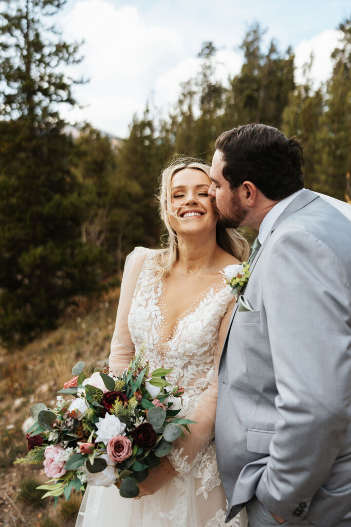 Couples elopes in Rocky Mountains of Colorado with their dog 